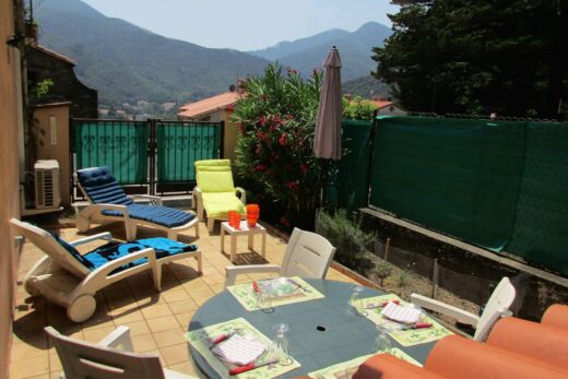 Grand appartement avec cour &#8211; Falgarona