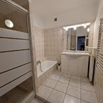 Salle de bain F3 Résidence le Catalogne