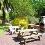 Amelie les bains location daviaud, le barbecue à disposition de nos locataires avec charbon de bois fourni.