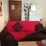 T2 renove, salon lumineux et spacieux dans une location a Amelie-les-Bains, loue par Sylvie Humphreys-Vaudore