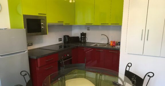 appartement nostra senyora n2 propriétaire sci cjv2015 - salon cuisine