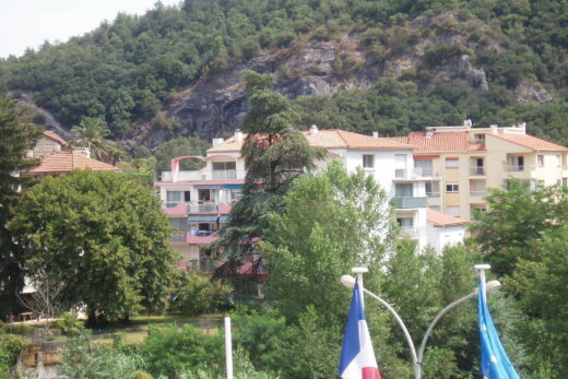 Studio N° 303 calme avec jardin