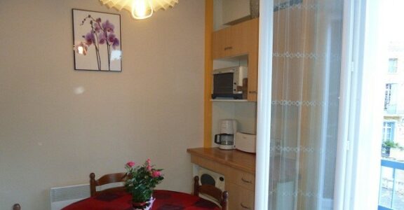 Résidence les Thermes, Bâtiment B3, n°47. Reine Pujade