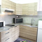 Amelie les bains location daviaud, photo de la cuisine du T2 n°C10. Cette location se trouve à 100 mètres de la cure.